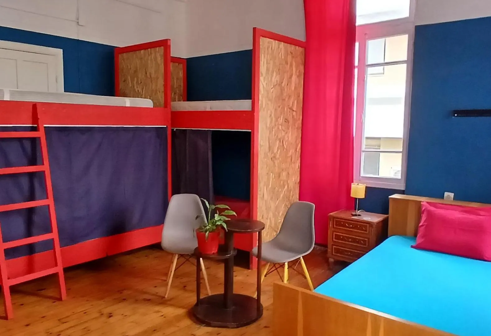 Doukas Hostel Room Heraklion